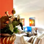 Light Holidays Apartment Golem (Tirana)