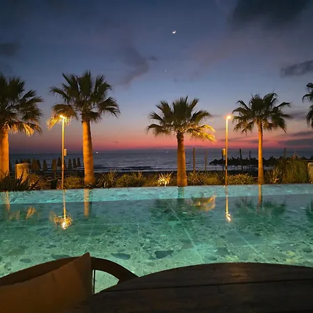 Light Holidays Apartment